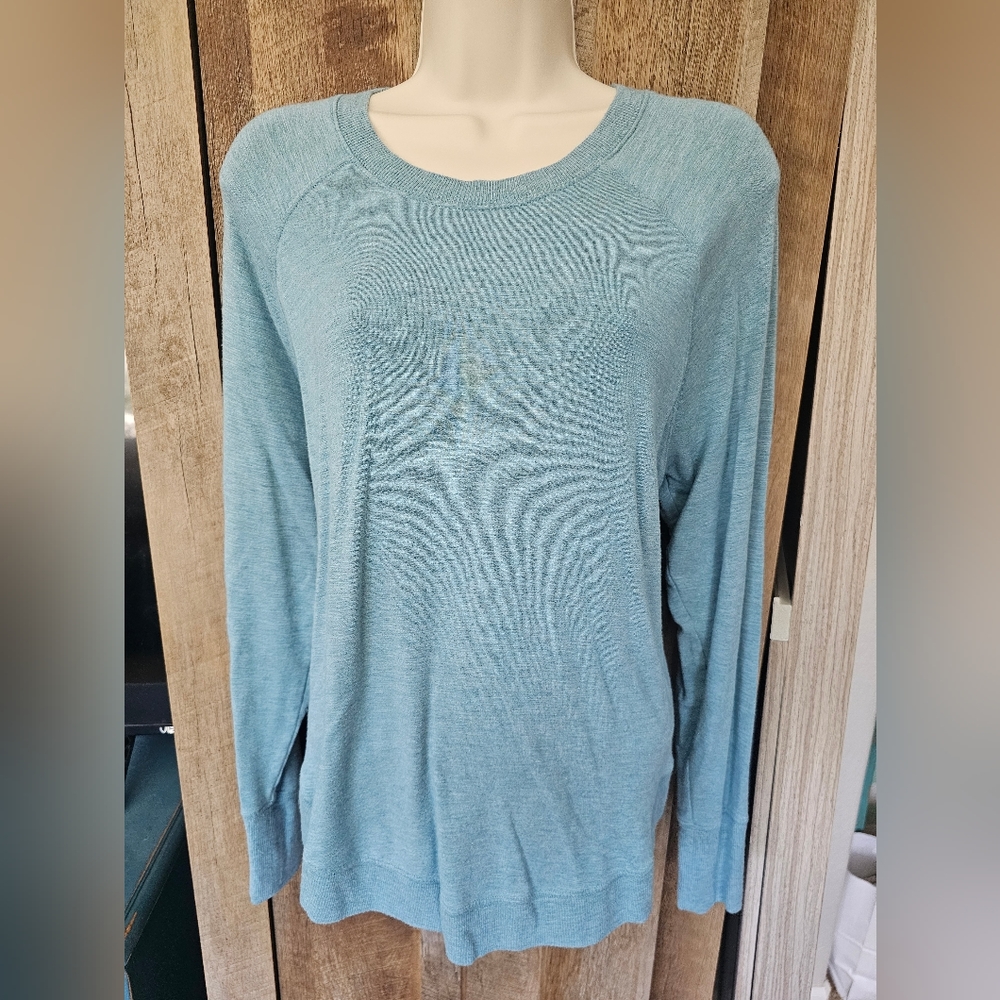 Athleta Long Sleeve Crewneck Sweater